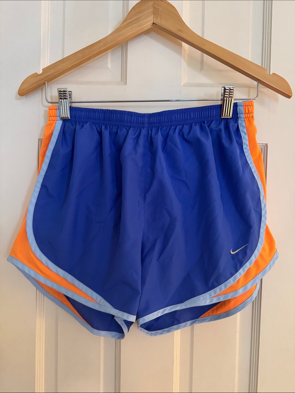 Nike Tempo Women's Dri-FIT Mid-Rise Brief-Lined Running Shorts
